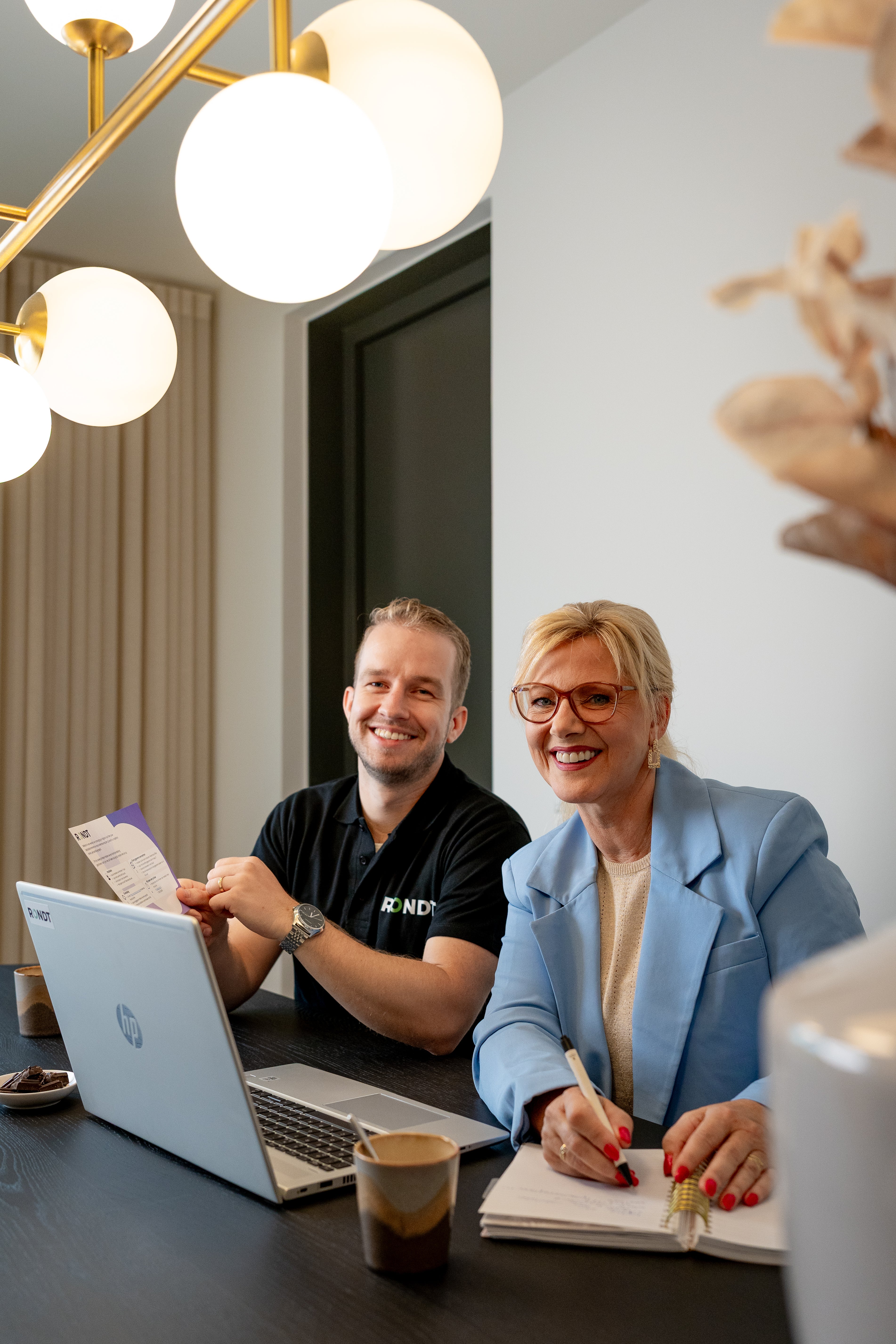 Installatie aan huis (eenmalig €99)